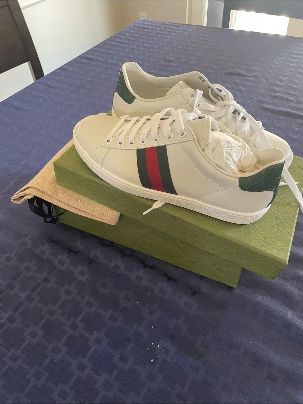 Men’s Gucci tennis shoes